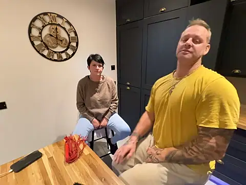 backdoorgalore4you online show from April 2026 09:01:01 PM