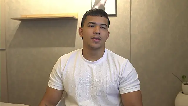 Thiago Valente online show from March 2026 12:53:02 PM