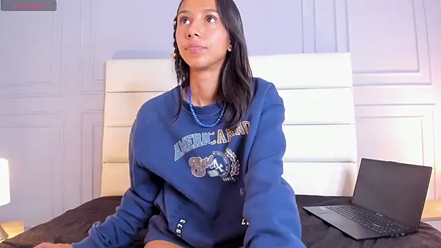 ZoeQuinn online show from October 2025 07:22:01 PM