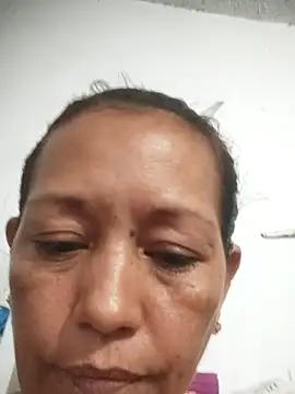 marinita13 online show from October 2025 01:49:02 AM