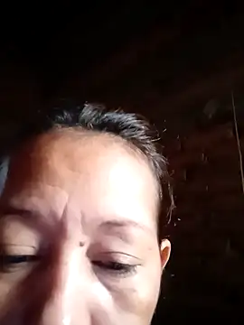 marinita13 online show from April 2026 01:04:01 PM