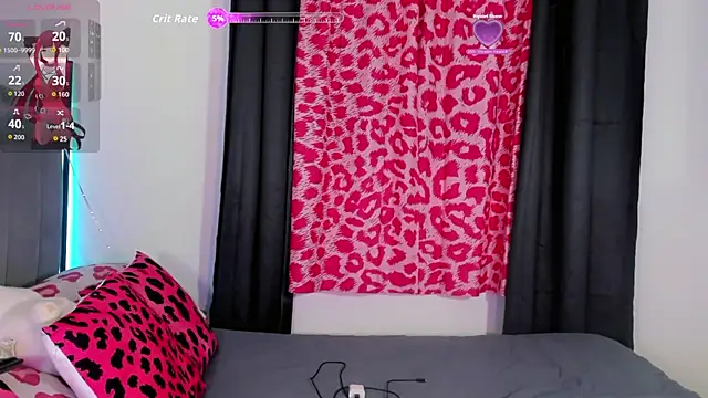 crisbunny x online show from June 2026 01:32:02 AM