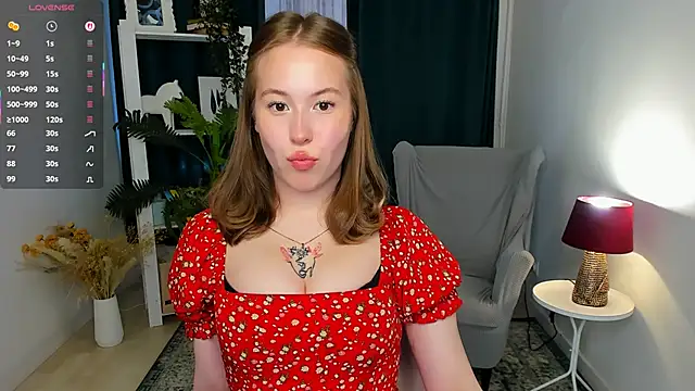 Snapshot of LanaRoselle chatting on April 2026 08:50:02 PM LanaRoselle online show from April 2026 08:50:02 PM