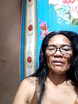 Snapshot of ImYourWoman_55 chatting on September 2025 03:22:02 PM ImYourWoman 55 online show from September 2025 03:22:02 PM