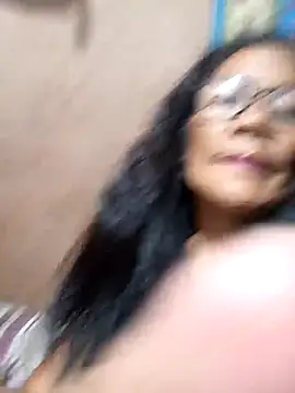 Snapshot of ImYourWoman_55 chatting on September 2025 08:02:01 PM ImYourWoman 55 online show from September 2025 08:02:01 PM