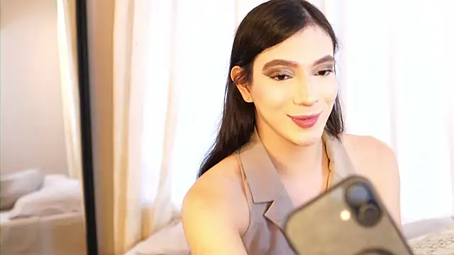 Ariaa Isabell online show from July 2026 06:37:01 PM