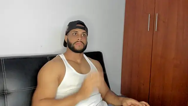 Pier Simons online show from November 2025 09:08:02 AM