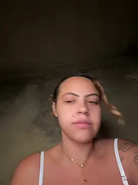 Chloe Leaozinho online show from May 2026 05:02:02 AM