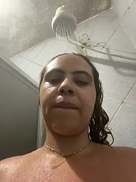 Chloe Leaozinho online show from July 2026 10:01:02 PM