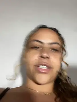 Chloe Leaozinho online show from July 2026 10:52:01 PM