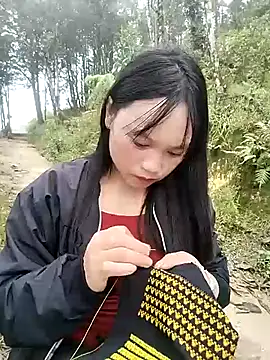 Tiyir597 online show from October 2025 03:28:01 AM