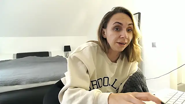 Snapshot of ArabianMalikah chatting on February 2026 10:46:01 AM ArabianMalikah online show from February 2026 10:46:01 AM