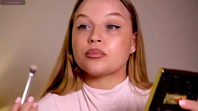 Snapshot of Irene_sooth chatting on February 2026 03:32:02 PM Irene sooth online show from February 2026 03:32:02 PM