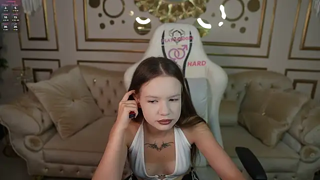 Snapshot of Claire_Dreams chatting on September 2025 06:57:02 AM Claire Dreams online show from September 2025 06:57:02 AM