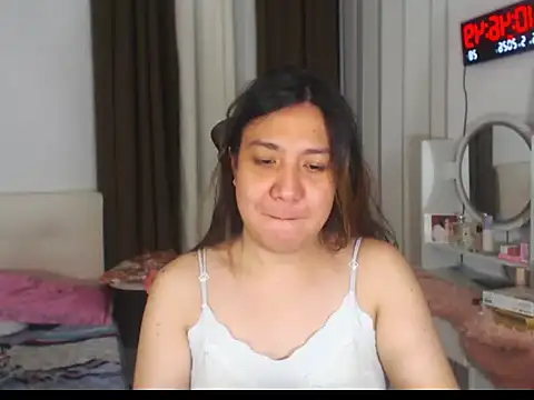 stellahugeX online show from May 2026 02:47:01 PM