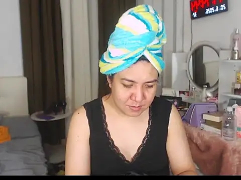stellahugeX online show from June 2026 03:15:02 PM