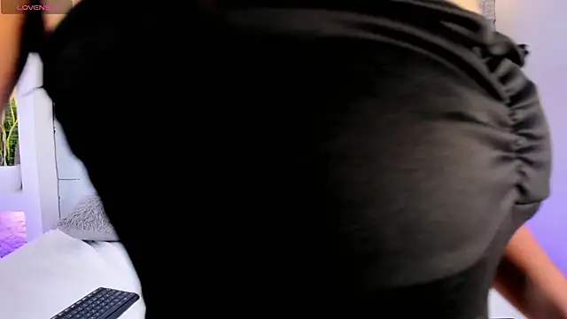 LovelyEyesx online show from March 2026 11:54:02 AM