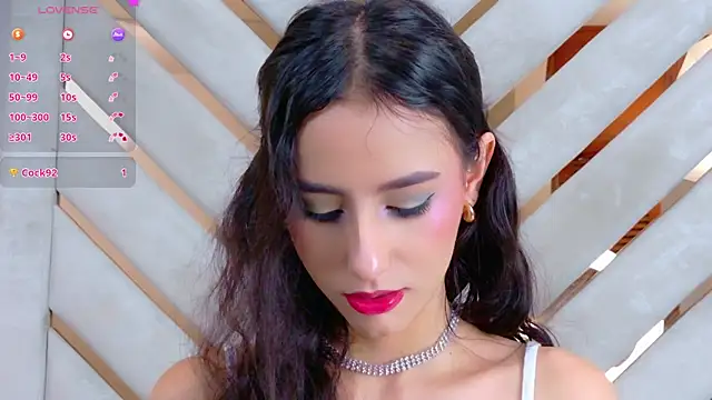 Snapshot of Sarah-Grace chatting on October 2025 02:42:01 AM Sarah-Grace online show from October 2025 02:42:01 AM