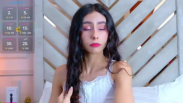 Snapshot of Sarah-Grace chatting on October 2025 04:32:01 AM Sarah-Grace online show from October 2025 04:32:01 AM