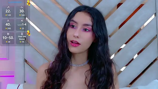 Snapshot of Sarah-Grace chatting on November 2025 02:06:01 AM Sarah-Grace online show from November 2025 02:06:01 AM