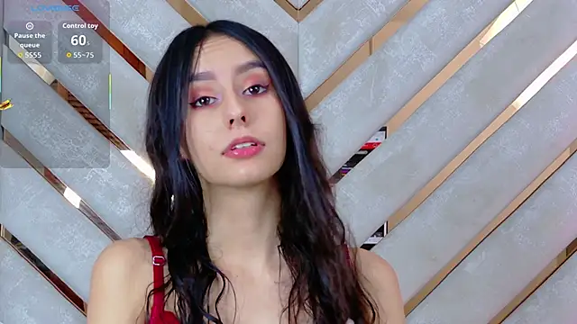 Snapshot of Sarah-Grace chatting on February 2026 01:22:01 AM Sarah-Grace online show from February 2026 01:22:01 AM