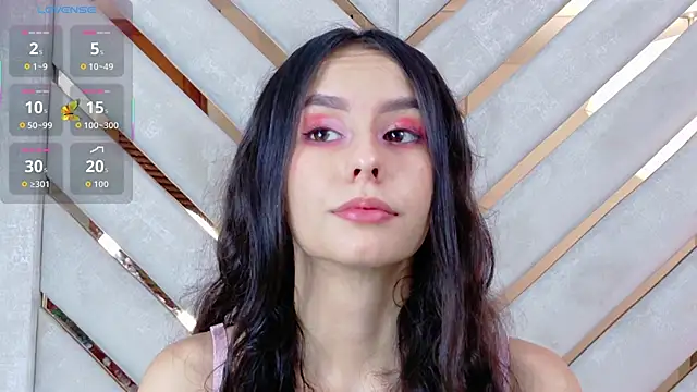 Snapshot of Sarah-Grace chatting on February 2026 01:13:02 AM Sarah-Grace online show from February 2026 01:13:02 AM