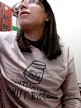 Snapshot of Miranda_sexlove_ chatting on October 2025 03:24:02 PM Miranda sexlove online show from October 2025 03:24:02 PM