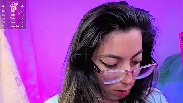 Miranda sexlove  online show from February 2026 07:00:02 PM