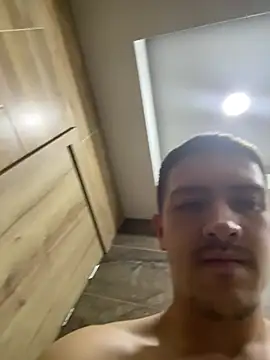 ALANNFERRER online show from July 2026 10:13:02 AM