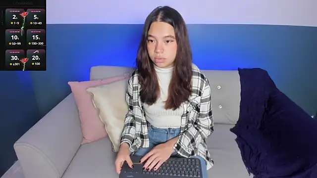 Snapshot of Laurent_Scott_ chatting on September 2025 12:05:02 PM Laurent Scott online show from September 2025 12:05:02 PM