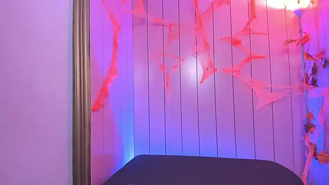 Snapshot of Laurent_Scott_ chatting on October 2025 12:12:02 PM Laurent Scott online show from October 2025 12:12:02 PM