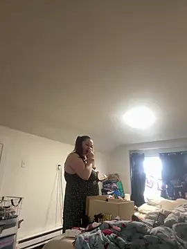 Snapshot of mommyxxmilkerxx chatting on April 2026 08:04:01 PM mommyxxmilkerxx online show from April 2026 08:04:01 PM