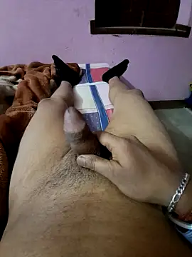 Snapshot of tharki-anand chatting on February 2026 07:07:01 PM tharki-anand online show from February 2026 07:07:01 PM