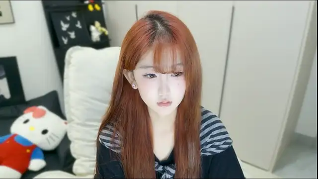 Snapshot of wanzi-1229 chatting on October 2025 09:30:02 AM wanzi-1229 online show from October 2025 09:30:02 AM