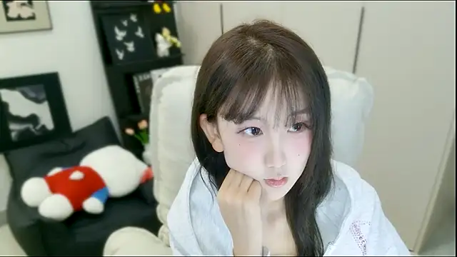 Snapshot of wanzi-1229 chatting on October 2025 07:31:01 AM wanzi-1229 online show from October 2025 07:31:01 AM