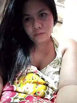 Snapshot of phoenix_1994 chatting on May 2026 06:43:02 AM phoenix 1994 online show from May 2026 06:43:02 AM