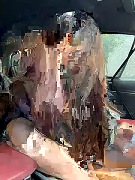 Linh 2004 online show from December 2025 05:28:01 AM