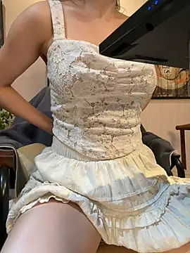 Linh 2004 online show from July 2026 07:13:01 AM
