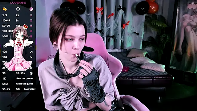 MiraVelle online show from October 2025 09:46:01 PM