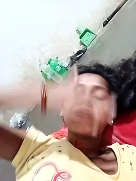 Snapshot of Saniye-143 chatting on September 2025 02:38:02 PM Saniye-143 online show from September 2025 02:38:02 PM