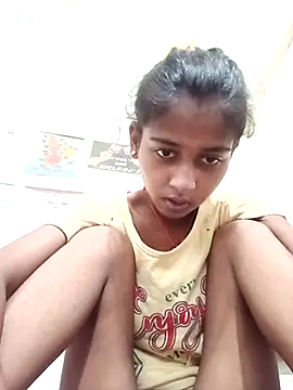 Snapshot of Saniye-143 chatting on September 2025 05:29:01 AM Saniye-143 online show from September 2025 05:29:01 AM