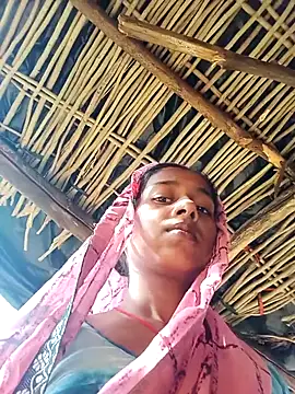 Snapshot of Saniye-143 chatting on September 2025 03:30:02 AM Saniye-143 online show from September 2025 03:30:02 AM