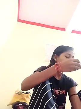 Snapshot of Saniye-143 chatting on October 2025 05:16:02 AM Saniye-143 online show from October 2025 05:16:02 AM