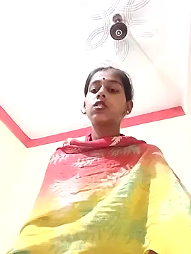 Snapshot of Saniye-143 chatting on October 2025 05:21:02 PM Saniye-143 online show from October 2025 05:21:02 PM