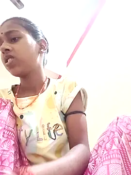 Snapshot of Saniye-143 chatting on October 2025 06:46:02 AM Saniye-143 online show from October 2025 06:46:02 AM