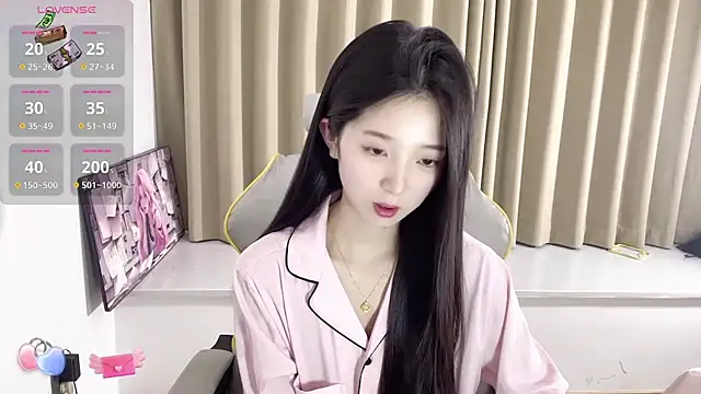 Snapshot of OiOi-666 chatting on January 2026 12:53:02 PM OiOi-666 online show from January 2026 12:53:02 PM