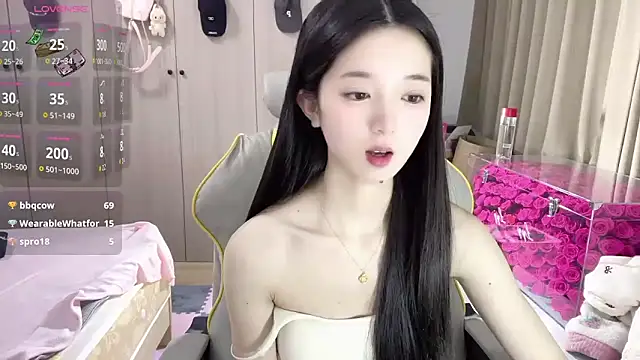 Snapshot of OiOi-666 chatting on February 2026 01:53:02 AM OiOi-666 online show from February 2026 01:53:02 AM