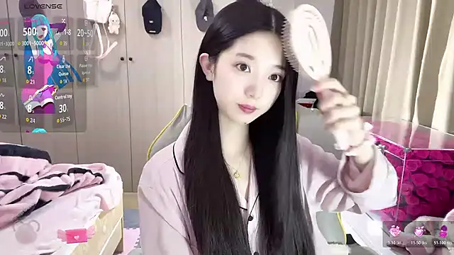 Snapshot of OiOi-666 chatting on February 2026 01:34:01 AM OiOi-666 online show from February 2026 01:34:01 AM