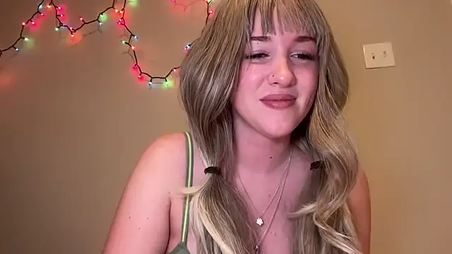 Snapshot of anamira1 chatting on February 2026 12:37:02 PM anamira1 online show from February 2026 12:37:02 PM