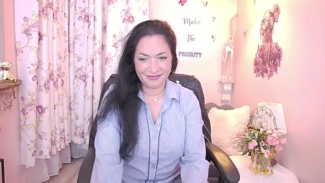 MyLovOne online show from April 2026 06:39:01 AM